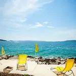 Villa Amarela Seget Vranjica
