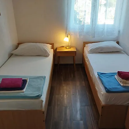 Villa Amarela *