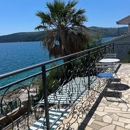 Amarela Villa Seget Vranjica