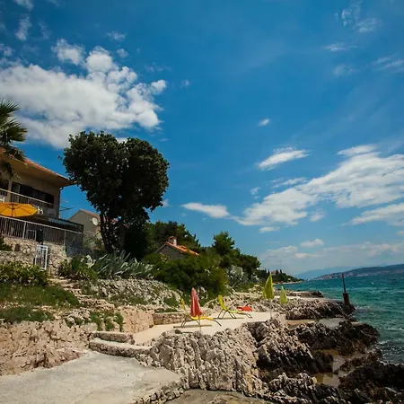 Villa Amarela Seget Vranjica