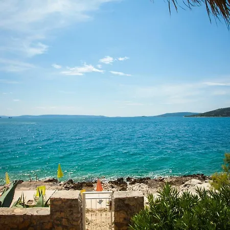 Amarela Villa Seget Vranjica